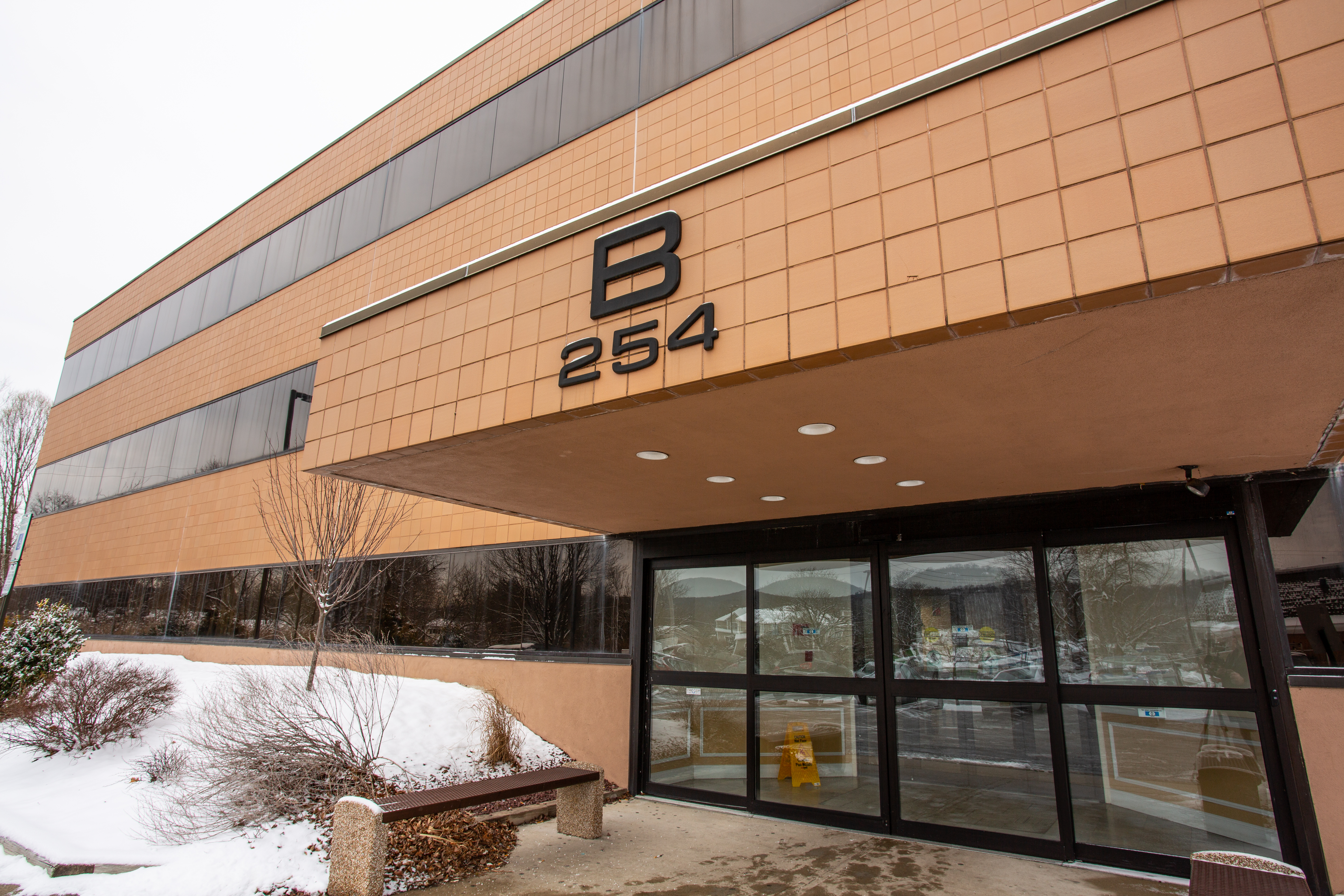 Hackettstown Mountain Ave. Office