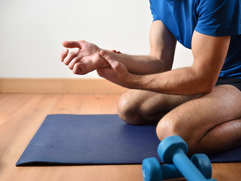 Broken Wrist Recovery: Distal Radius Fracture Healing Tips and What to Expect